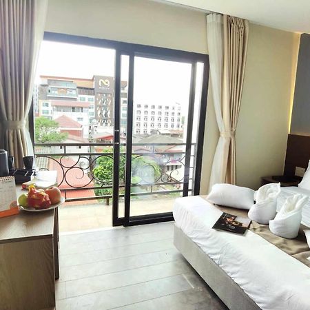 Lucie Hotel Vientiane Esterno foto